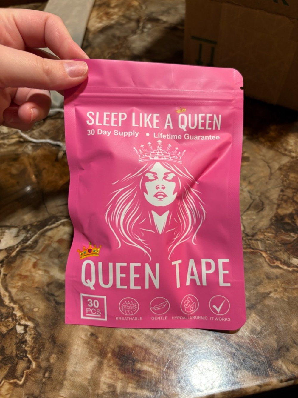 Que Pink Queen Tape Mouth Tape Pack
